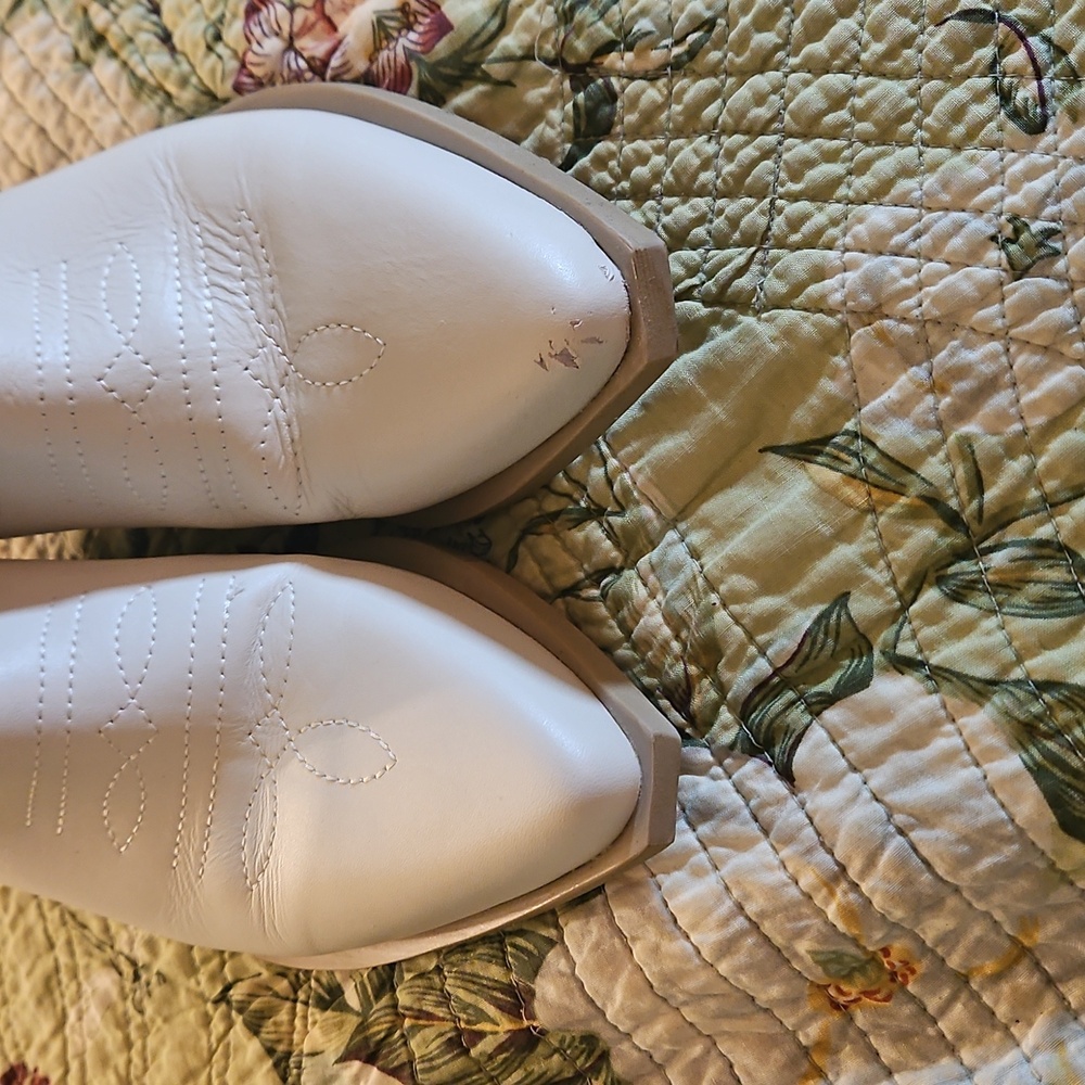 Steve Madden White Windie Boots Size 9.5M - Picture 11 of 12
